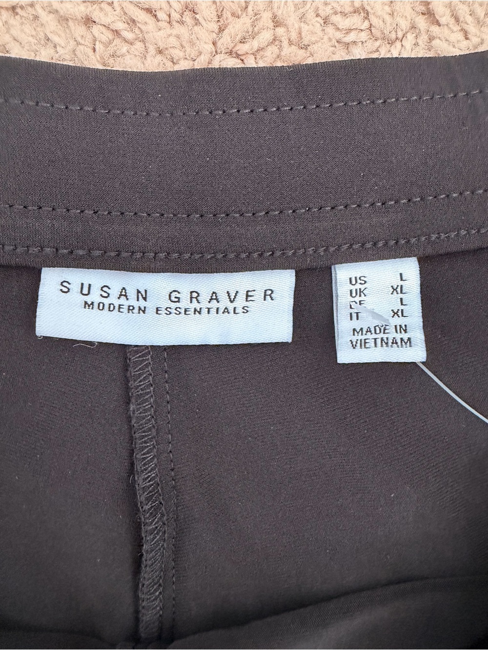 Susan Graver Modern Essentials Black Stretch Pull-On Capri Pants size XL - Picture 2 of 5